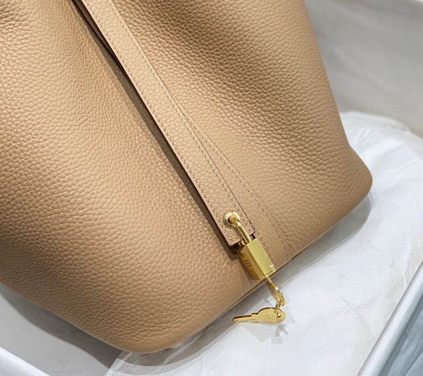 Replica Hermes Picotin Lock Milk Tea 9 Replica Hermes Picotin Lock Milk Tea - best-selling designer handbag dupe