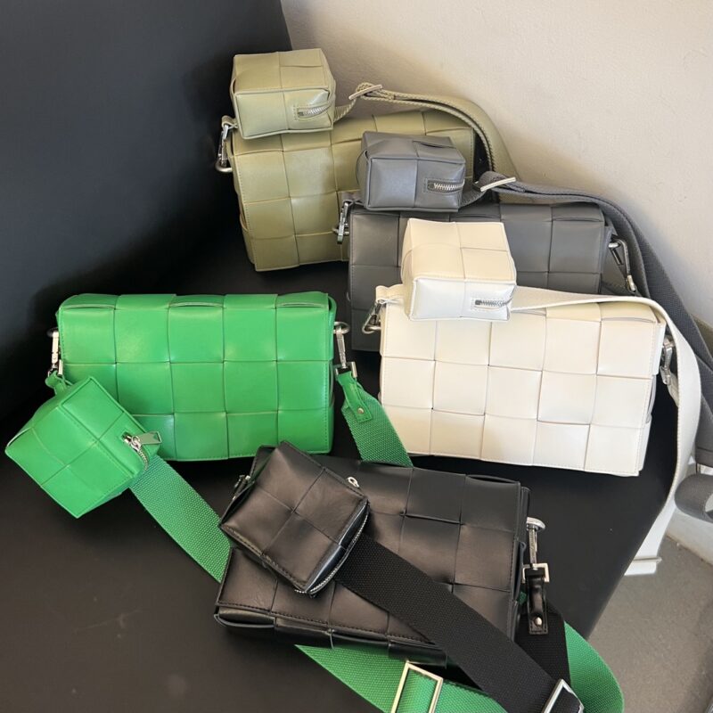 Replica Bottega Veneta Cassette With Versatile Strap 1 Replica Bottega Veneta Cassette With Versatile Strap - realistic designer-inspired fake bag