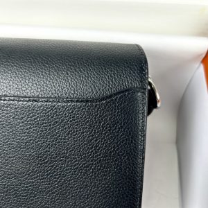 Replica Hermes Sac Roulis Black 8 Replica Hermes Sac Roulis Black - best-selling designer handbag dupe
