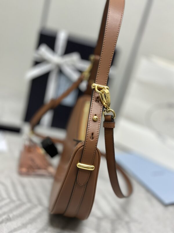 Replica Prada Arque Caramel - high-accuracy replica luxury purse