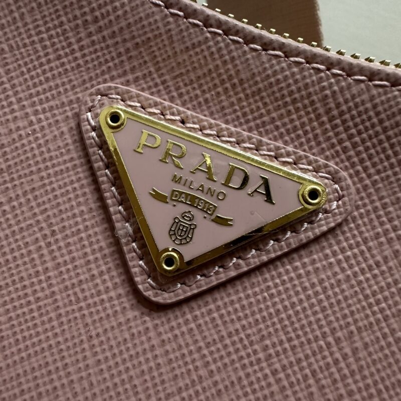 Replica Prada Re-Edition 2005 Pink 8 Replica Prada Re-Edition 2005 Pink - high-end fake designer purse