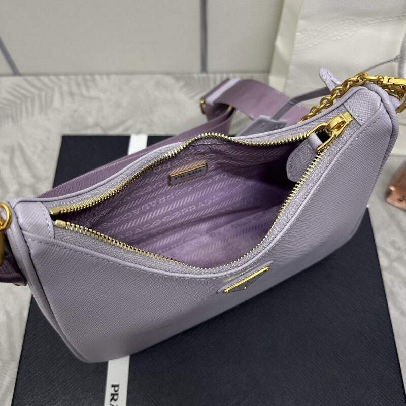 Replica Prada Re-Edition 2005 Purple 2 Replica Prada Re-Edition 2005 Purple - premium 1:1 fake handbag model