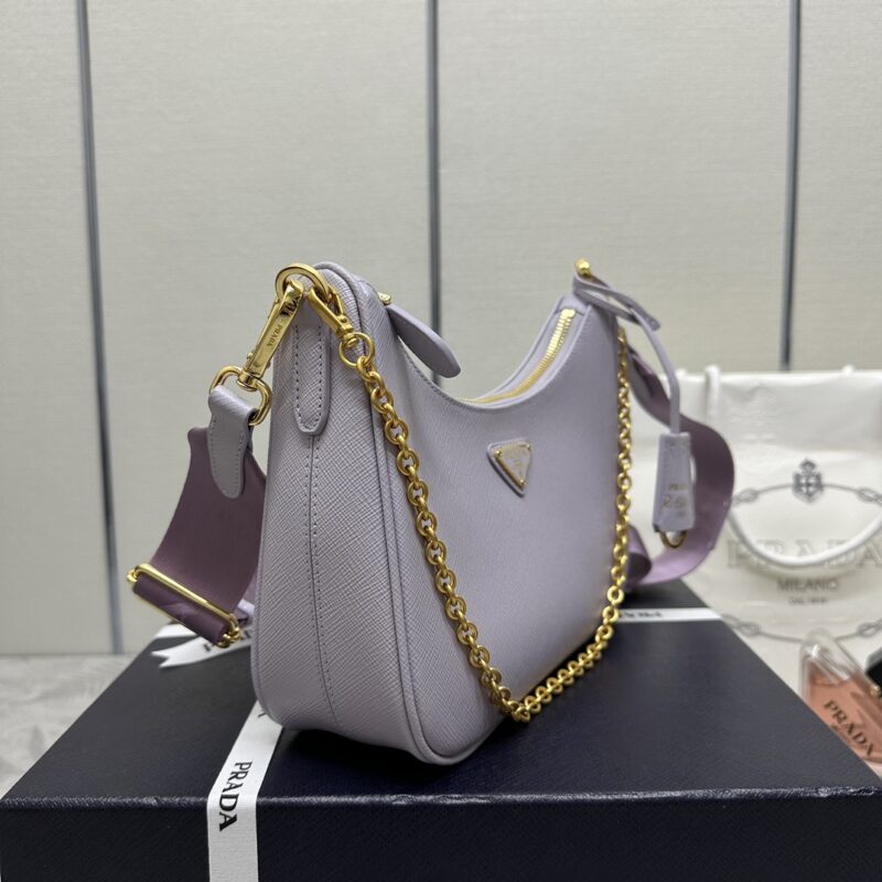 Replica Prada Re-Edition 2005 Purple 9 Replica Prada Re-Edition 2005 Purple - near-authentic luxury replica handbag