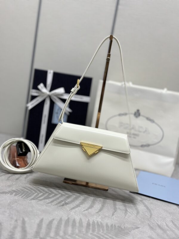Replica Prada White Leather Handbag 1 Replica Prada White Leather Handbag - premium-grade designer purse dupe