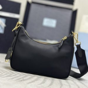 Replica Prada Re-Edition Nylon 2005 Black 8 Replica Prada Re-Edition Nylon 2005 Black - high-end fake designer purse