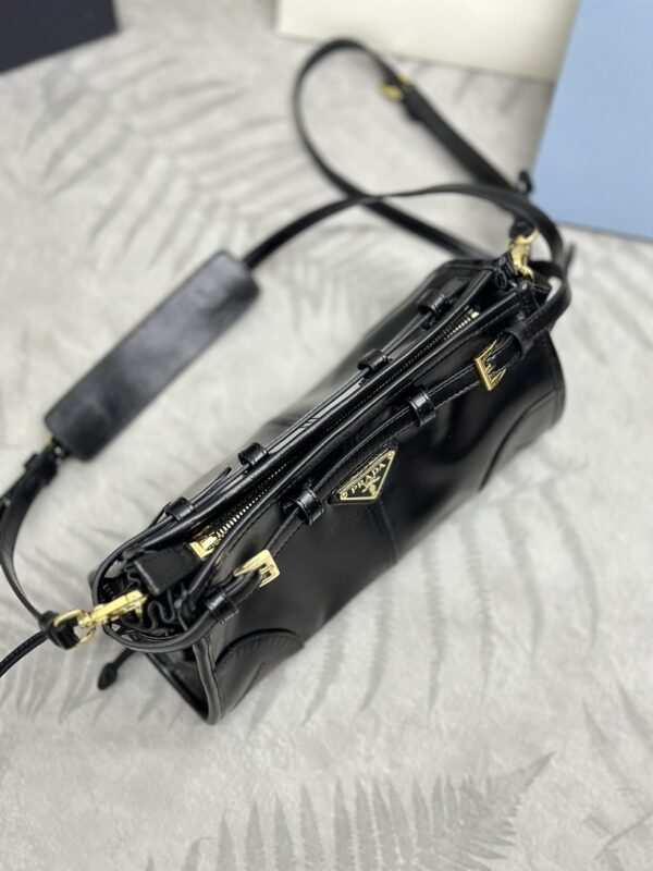 Replica Prada Leather Handbag Black 3 Replica Prada Leather Handbag Black - high-accuracy replica luxury purse