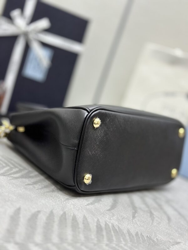 Replica Prada Galleria Black 7 Replica Prada Galleria Black - best-selling designer handbag dupe
