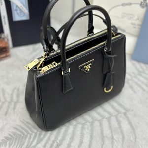 Replica Prada Galleria Black 8 Replica Prada Galleria Black - top-tier luxury replica shoulder bag