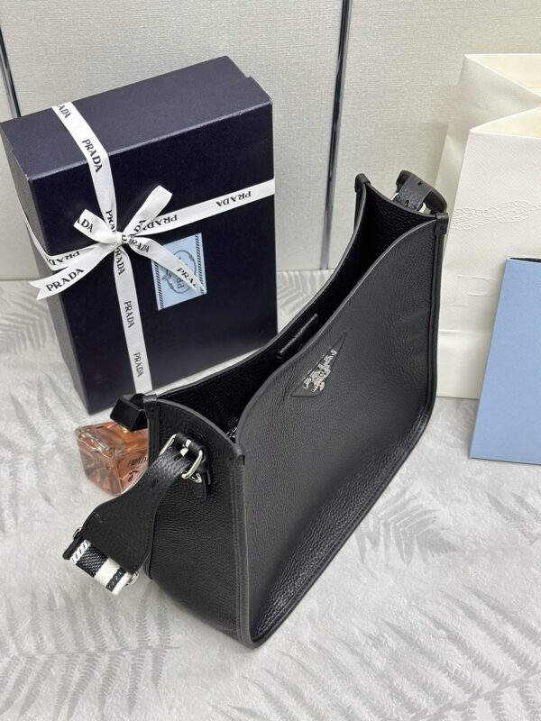 Replica Prada Saffiano Tote Black 3 Replica Prada Saffiano Tote Black - elite superclone designer purse
