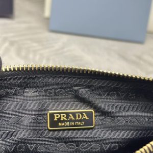 Replica Prada Re-Edition 2002 Nylon 6 Replica Prada Re-Edition 2002 Nylon - premium-grade designer purse dupe