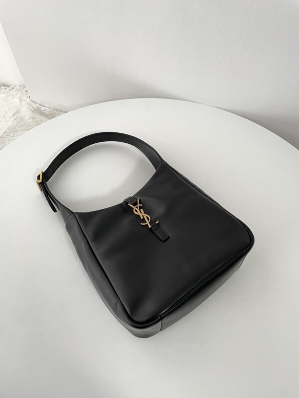Replica YSL LE 5 A 7 Small Black 3 Replica YSL LE 5 A 7 Small Black - realistic designer-inspired fake bag