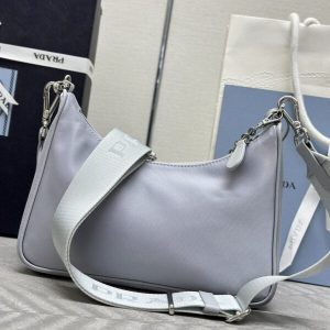 Replica Prada Re-Edition Nylon 2005 Blue - realistic designer-inspired fake bag