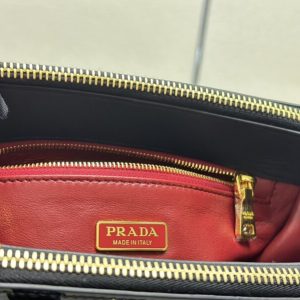 Replica Prada Galleria Black Patent 7 Replica Prada Galleria Black Patent - high-accuracy replica luxury purse