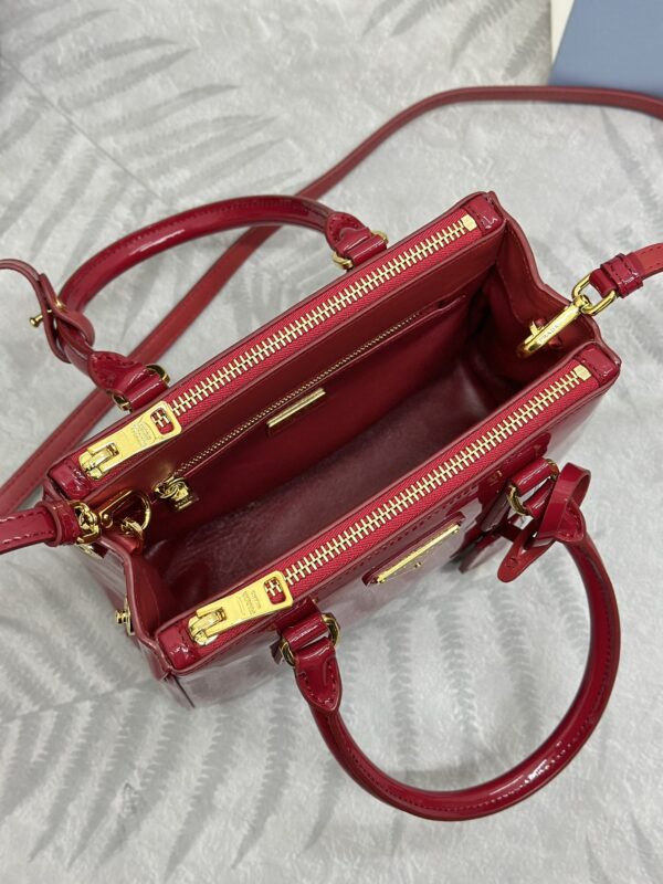Replica Prada Galleria Red Patent 3 Replica Prada Galleria Red Patent - realistic designer-inspired fake bag