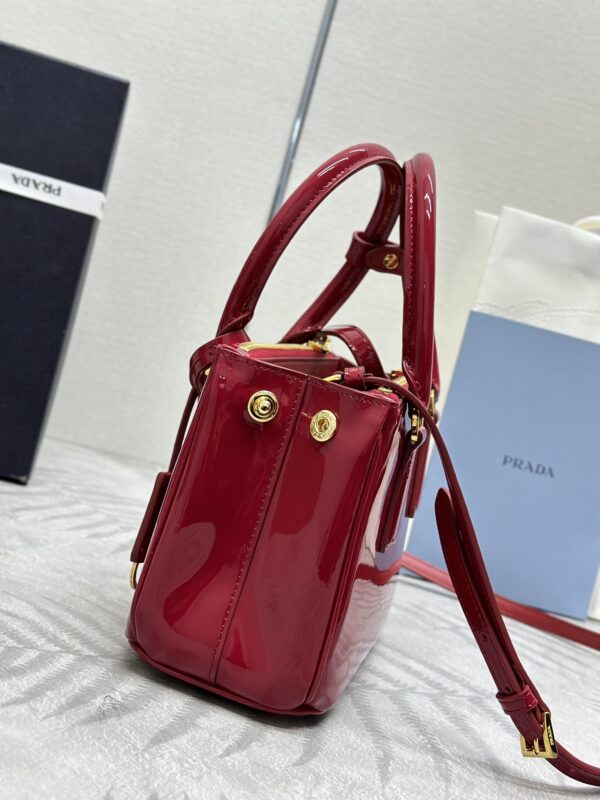 Replica Prada Galleria Red Patent 5 Replica Prada Galleria Red Patent - premium-grade designer purse dupe