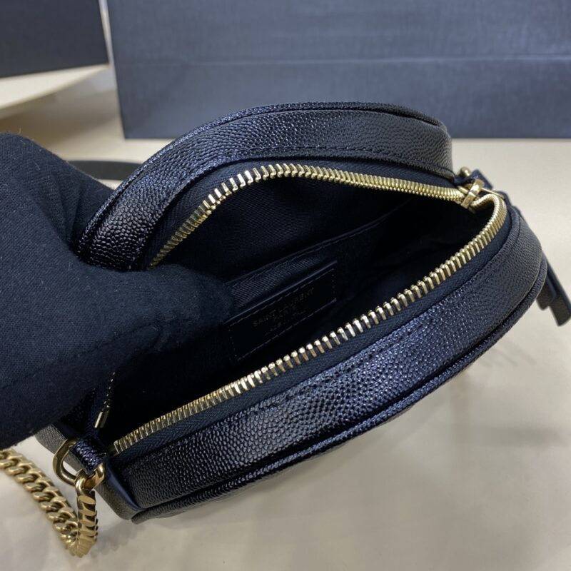 Replica YSL Vinyle Black 2 Replica YSL Vinyle Black - near-authentic luxury replica handbag