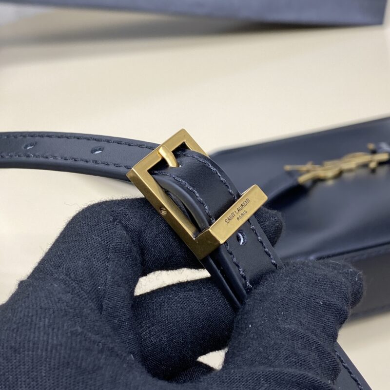 Replica YSL LE 5 A 7 Phone bag 3 Replica YSL LE 5 A 7 Phone bag - high-accuracy replica luxury purse