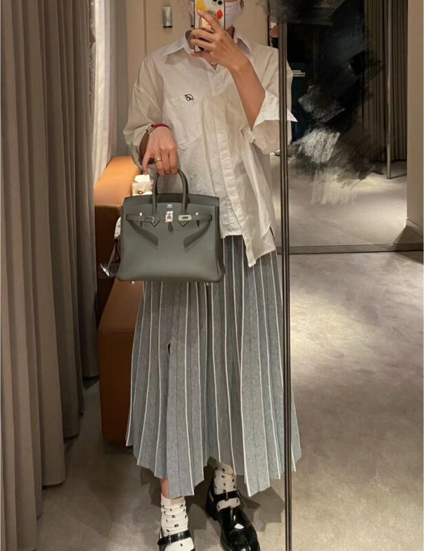 Replica Hermes Birkin Cumulonimbus Grey 4 Replica Hermes Birkin Cumulonimbus Grey - best-selling designer handbag dupe