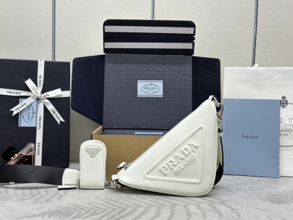 Replica Prada Saffiano Triangle 1 Replica Prada Saffiano Triangle - high-accuracy replica luxury purse