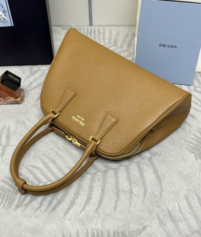 Replica Prada Large Saffiano Caramel 2 Replica Prada Large Saffiano Caramel - 1:1 designer replica handbag