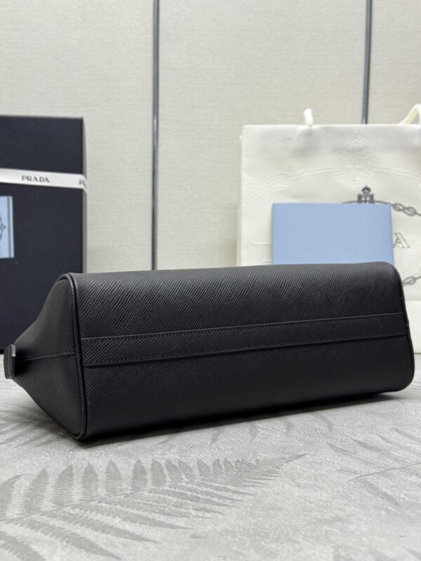 Replica Prada Large Saffiano Black 9 Replica Prada Large Saffiano Black - premium-grade designer purse dupe