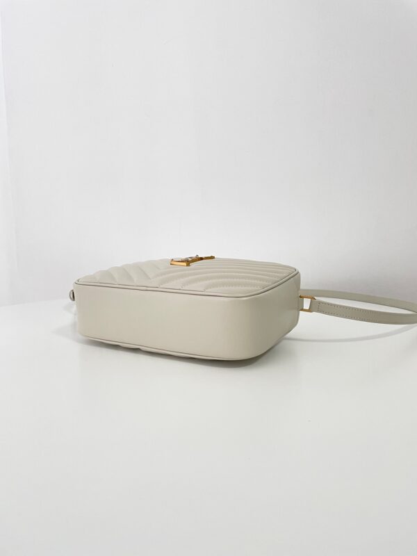 Replica YSL Lou Camera Bag White 4 Replica YSL Lou Camera Bag White - ultra-realistic fake designer tote