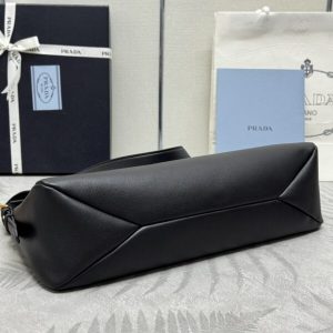 Replica Prada Prada Aimée Large Black - premium 1:1 fake handbag model