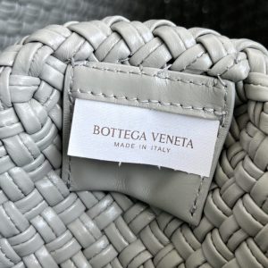 Replica Bottega Veneta Tosca Grey 5 Replica Bottega Veneta Tosca Grey - realistic designer-inspired fake bag
