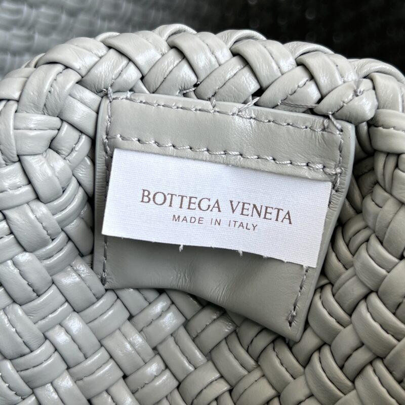 Replica Bottega Veneta Tosca Grey 5 Replica Bottega Veneta Tosca Grey - realistic designer-inspired fake bag