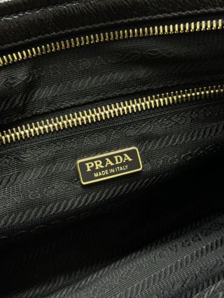Replica Prada Black Leather bag 2 Replica Prada Black Leather bag - premium-grade designer purse dupe