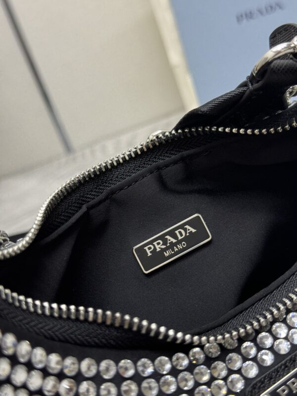 Replica Prada Re-Edition 2005 Diamond White 5 Replica Prada Re-Edition 2005 Diamond White - premium-grade designer purse dupe