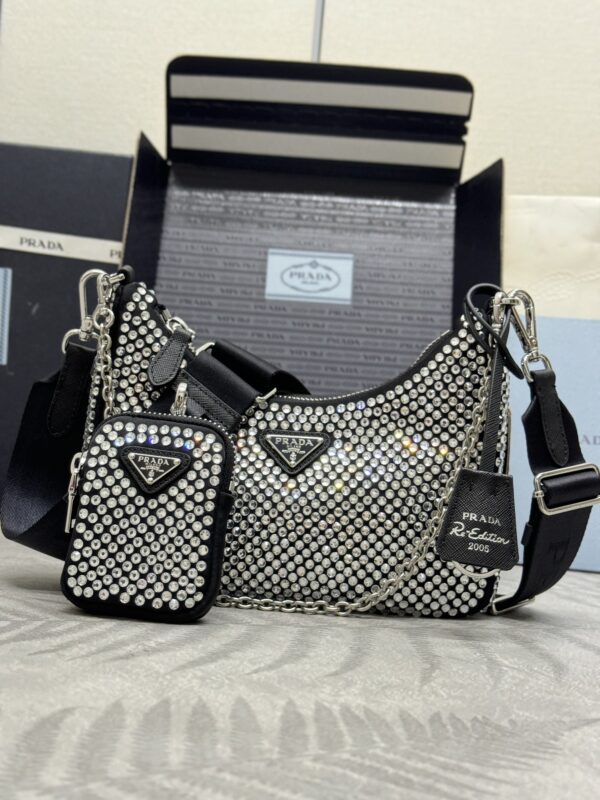 Replica Prada Re-Edition 2005 Diamond White 1 Replica Prada Re-Edition 2005 Diamond White - top-tier luxury replica shoulder bag