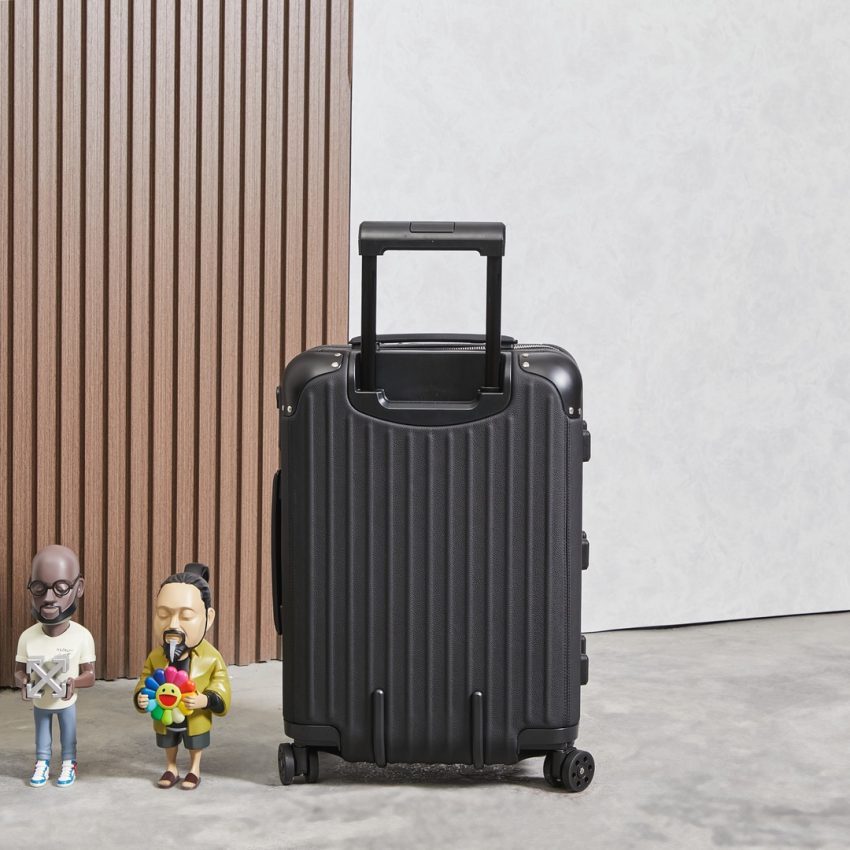 Replica Rimowa Distinct Leather Suitcase - high-end fake designer purse