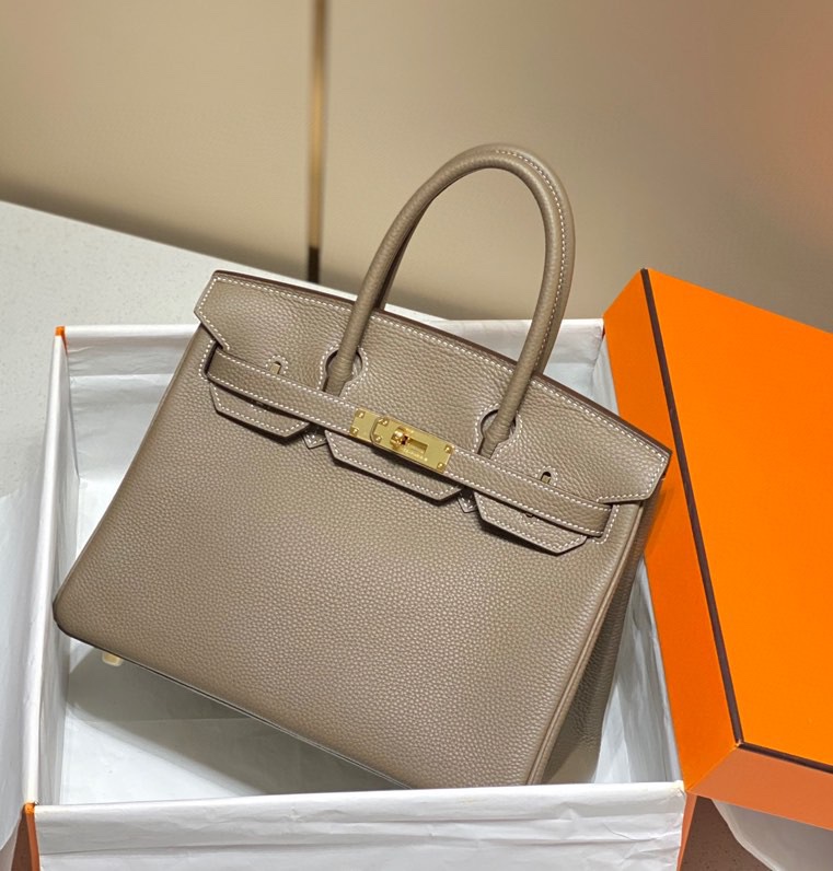 Replica Hermes Birkin Elephant Gold 2 Replica Hermes Birkin Elephant Gold - realistic designer-inspired fake bag