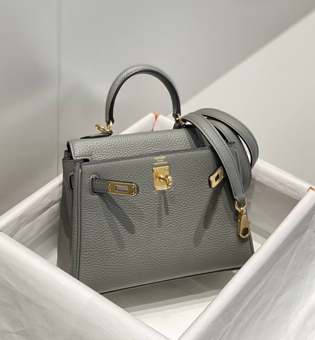 Replica Hermes Kelly Mini Cumulonimbus Gray 2 Replica Hermes Kelly Mini Cumulonimbus Gray - authentic-look luxury purse replica