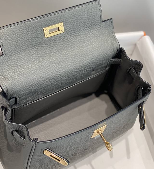 Replica Hermes Kelly Mini Cumulonimbus Gray 7 Replica Hermes Kelly Mini Cumulonimbus Gray - authentic-look luxury purse replica