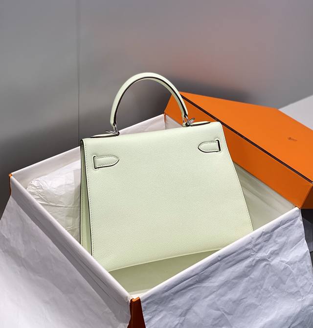 Replica Hermes Kelly Bubble Green 2 Replica Hermes Kelly Bubble Green - realistic designer-inspired fake bag