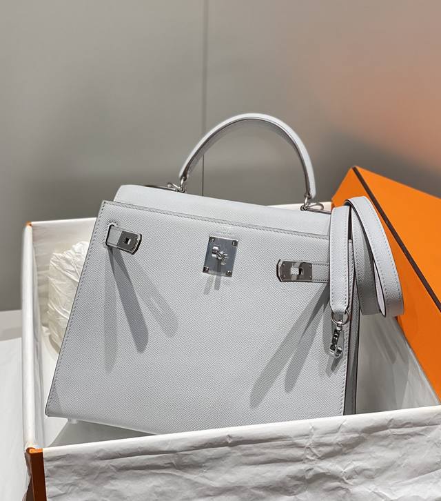 Replica Hermes Kelly Seagull Blue 10 Replica Hermes Kelly Seagull Blue - near-authentic luxury replica handbag