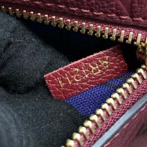 Replica Louis Vuitton Pochette Metis Bordeaux - high-end fake designer purse