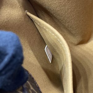 Replica Louis Vuitton Around Me 8 Replica Louis Vuitton Around Me - high-quality designer bag clone