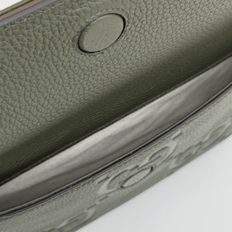 Replica Gucci Jumbo GG Crossbody Green 9 Replica Gucci Jumbo GG Crossbody Green - near-authentic luxury replica handbag
