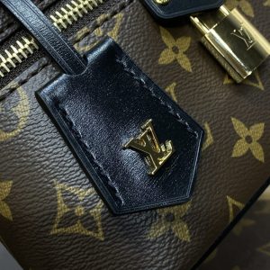 Replica Louis Vuitton Vanity 7 Replica Louis Vuitton Vanity - best-selling designer handbag dupe