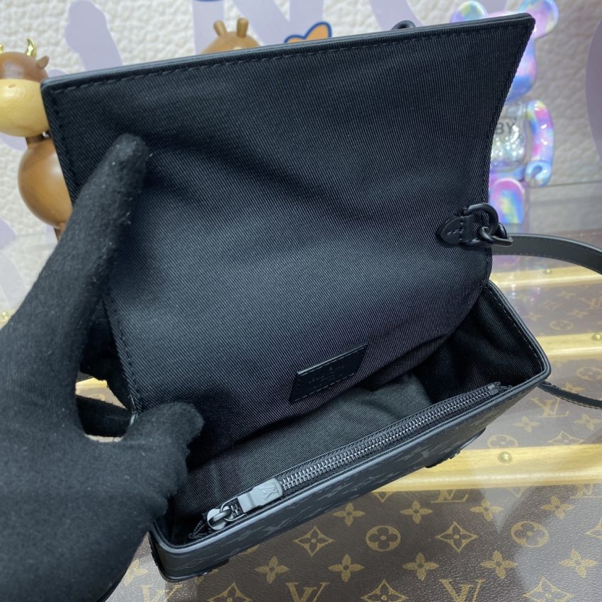 Replica Louis Vuitton Steamer Wearable Wallet Black Canvas 2 Replica Louis Vuitton Steamer Wearable Wallet Black Canvas - best-selling designer handbag dupe