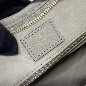 Replica Louis Vuitton Carry All Beige 4 Replica Louis Vuitton Carry All Beige - near-authentic luxury replica handbag
