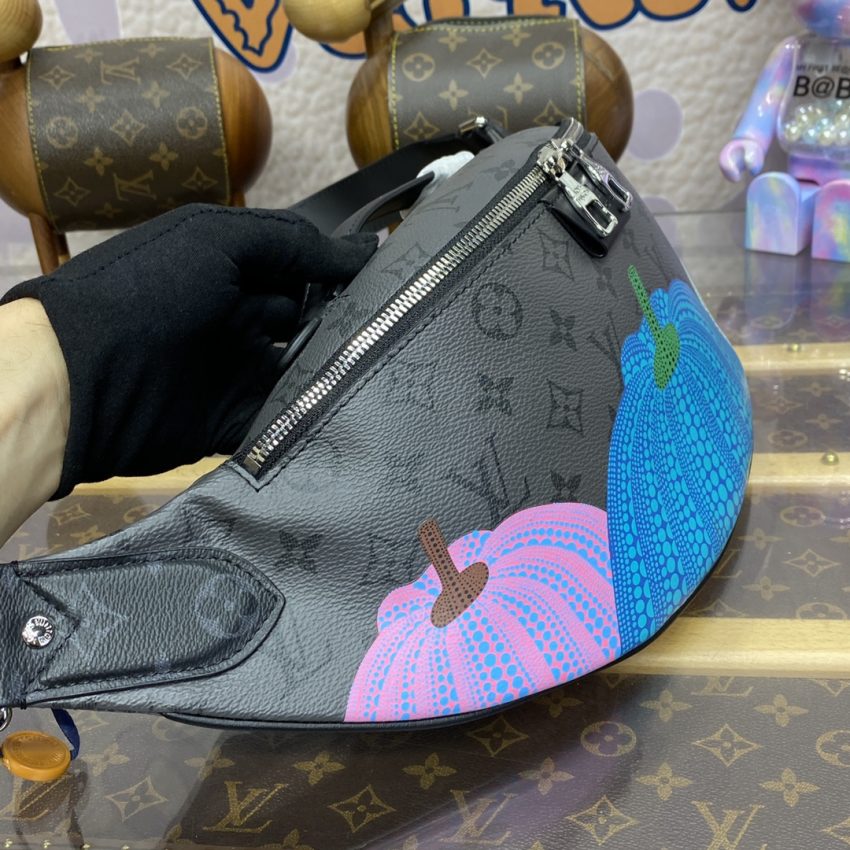 Replica Louis Vuitton Bumbag Discovery Pampkin 4 Replica Louis Vuitton Bumbag Discovery Pampkin - best-selling designer handbag dupe