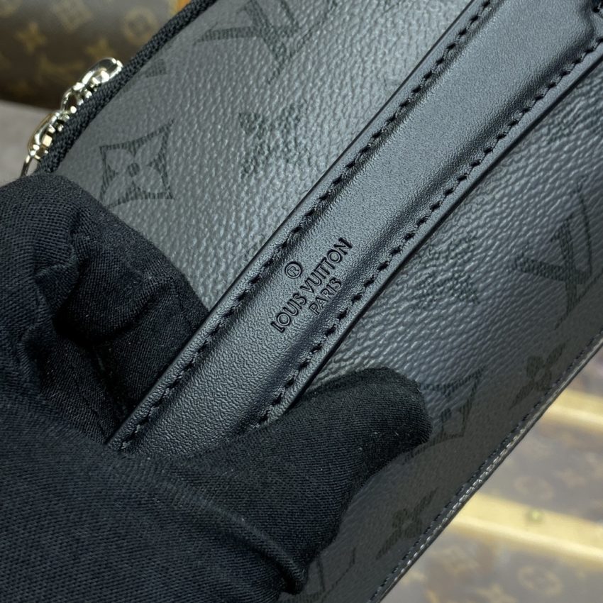 Replica Louis Vuitton Bumbag Discovery Pampkin 9 Replica Louis Vuitton Bumbag Discovery Pampkin - realistic designer-inspired fake bag