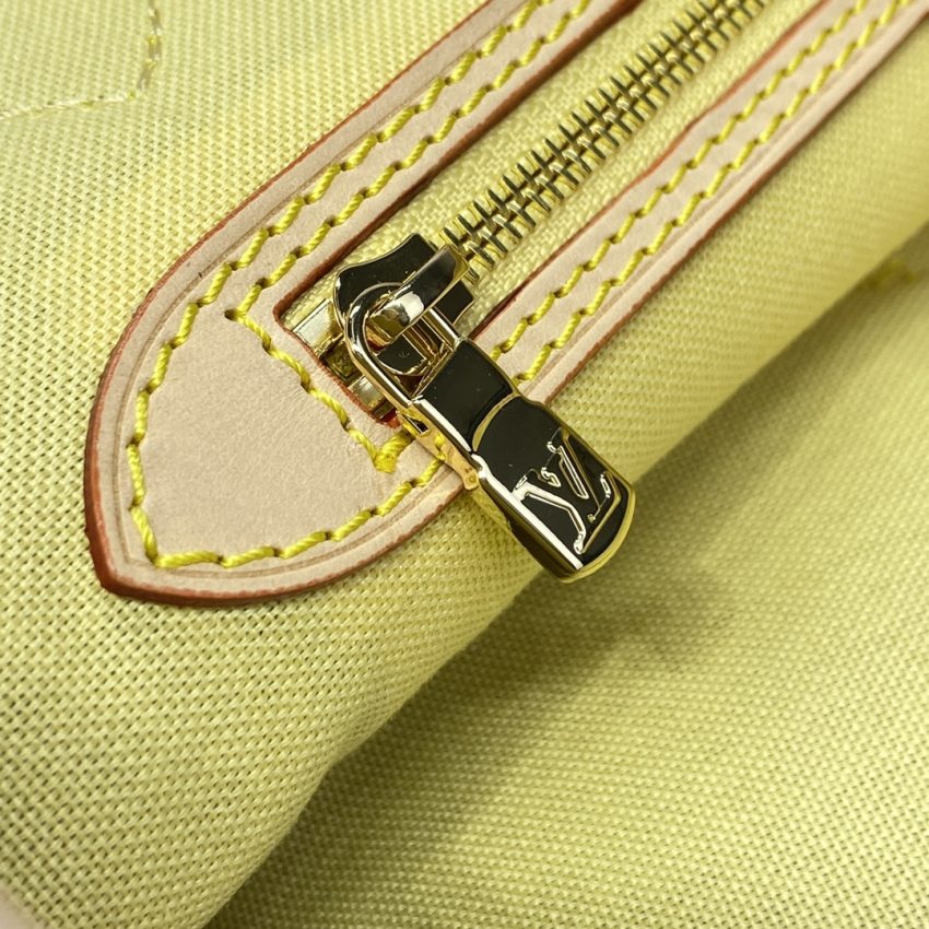 Replica Louis Vuitton Neverfull MM Multi Grid 2 Replica Louis Vuitton Neverfull MM Multi Grid - premium-grade designer purse dupe