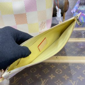 Replica Louis Vuitton Neverfull MM Multi Grid 6 Replica Louis Vuitton Neverfull MM Multi Grid - premium 1:1 fake handbag model