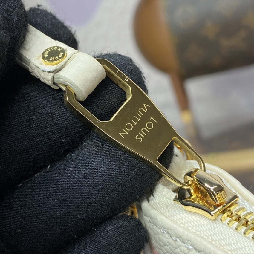 Replica Louis Vuitton Easy Pouch Orange 2 Replica Louis Vuitton Easy Pouch Orange - best-selling designer handbag dupe