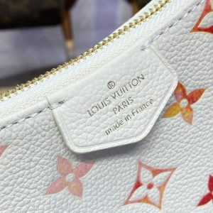 Replica Louis Vuitton Easy Pouch Orange 3 Replica Louis Vuitton Easy Pouch Orange - near-authentic luxury replica handbag
